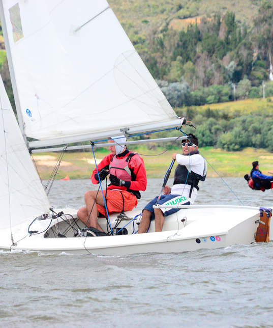 FOTO-3-WEB-CLUB-NAUTICO FOTO NAVEGANTES PRROPOSITO CLUB NAUTICO EL PORTILLO